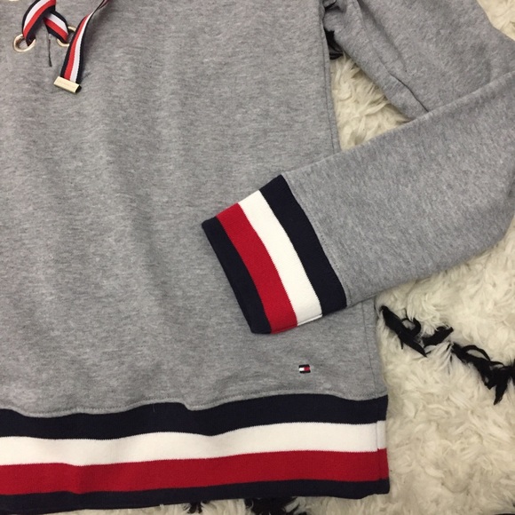 Tommy Hilfiger gray v neck ties sweatshirt - Picture 3 of 3